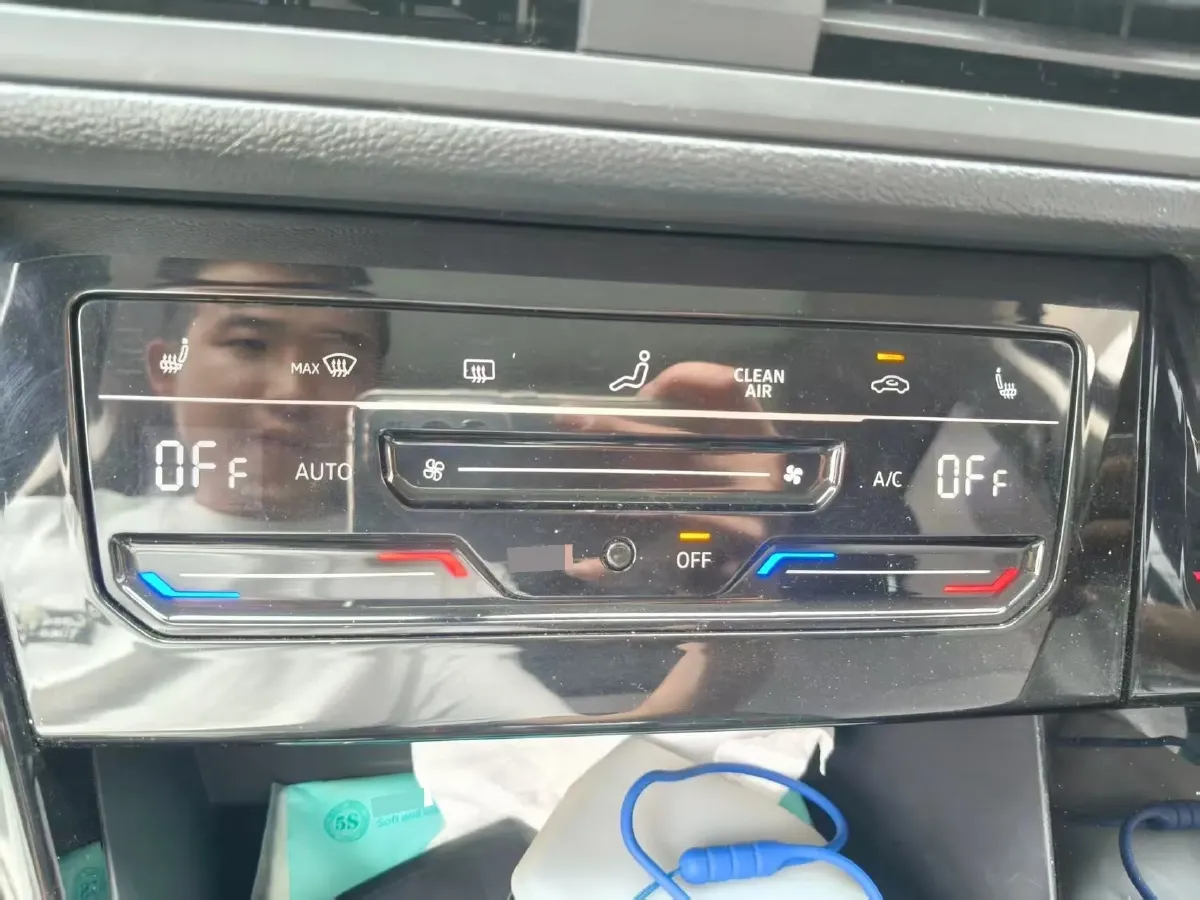 2020 Volkswagen Tayron X 2.0T 186HP L4 7DCT,autocango,china used car exporter,china ev exporter,chinese used car exporter,chinese used ev exporter