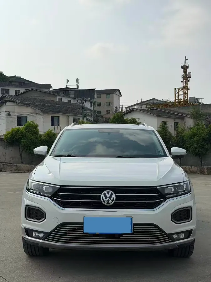 2019 Volkswagen T-Roc 1.4T 131HP L4 7DCT,autocango,china used car exporter,china ev exporter,chinese used car exporter,chinese used ev exporter