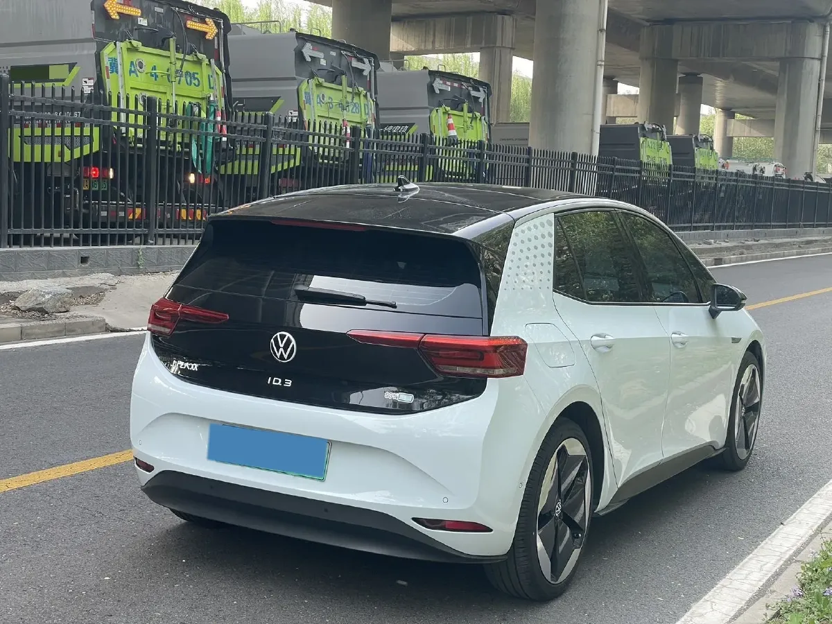 2022 Volkswagen ID.3 BEV 57.3KWH,autocango,china used car exporter,china ev exporter,chinese used car exporter,chinese used ev exporter