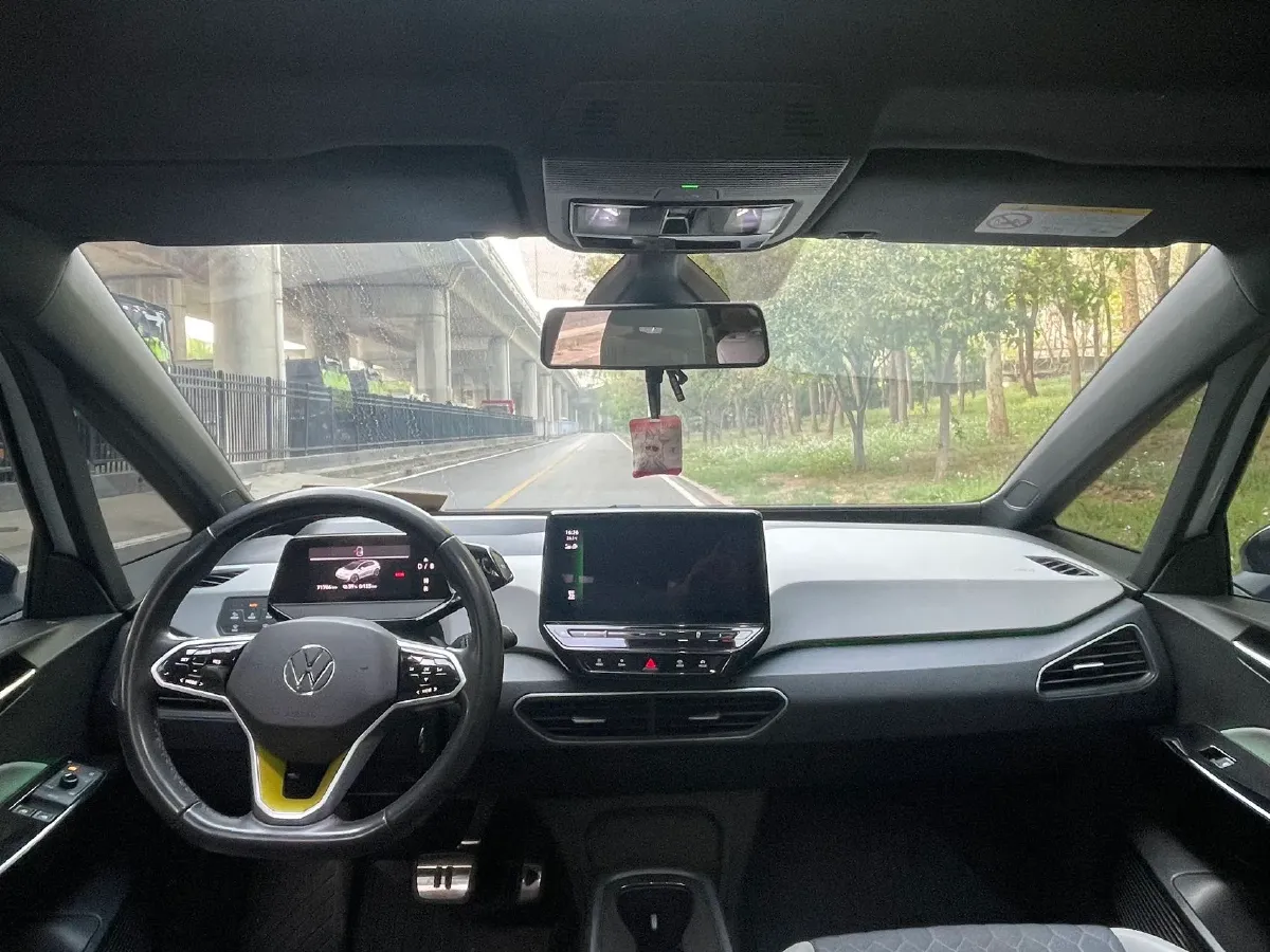 2022 Volkswagen ID.3 BEV 57.3KWH,autocango,china used car exporter,china ev exporter,chinese used car exporter,chinese used ev exporter