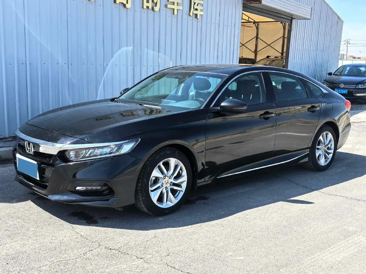 2018 Honda Accord 1.5T 194HP L4 CVT,autocango,china used car exporter,china ev exporter,chinese used car exporter,chinese used ev exporter