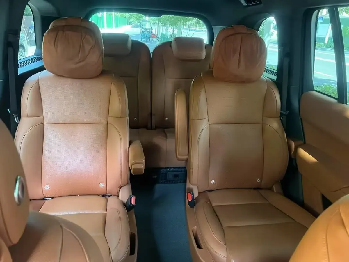 2022 Li L9 Range Extended 154HP REEV 42.6KWH,autocango,china used car exporter,china ev exporter,chinese used car exporter,chinese used ev exporter