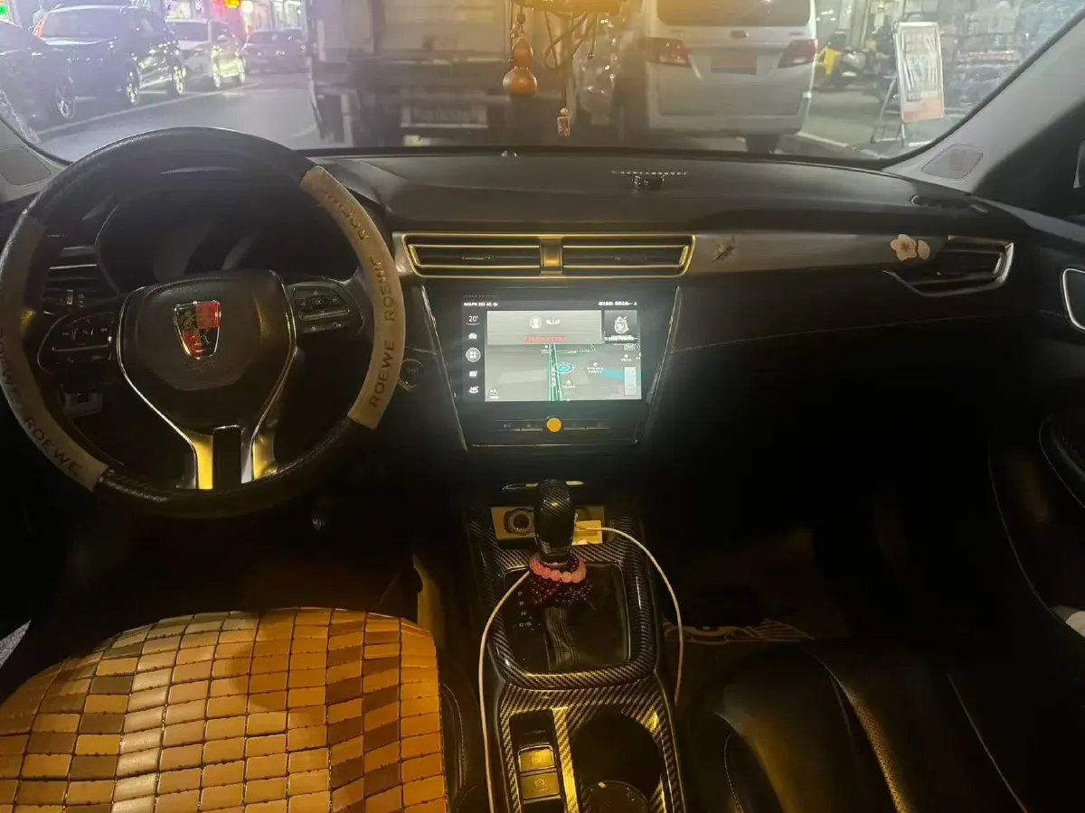 2019 Roewe i5 1.5T 169HP L4 7DCT,autocango,china used car exporter,china ev exporter,chinese used car exporter,chinese used ev exporter