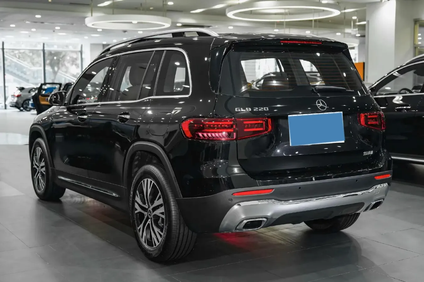2024 Mercedes-Benz GLB Class 2.0T 190HP L4 8DCT,autocango,china used car exporter,china ev exporter,chinese used car exporter,chinese used ev exporter