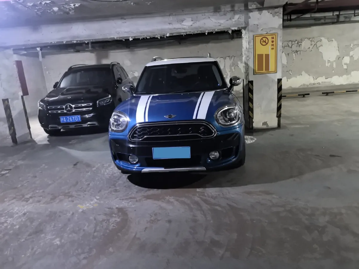 2017 Mercedes-Benz GLC Class 2.0T 184HP L4 9AT,autocango,china used car exporter,china ev exporter,chinese used car exporter,chinese used ev exporter