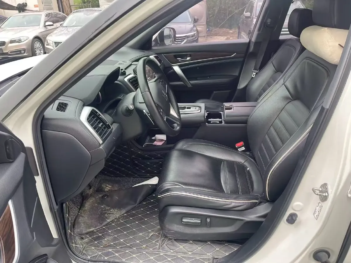 2017 Honda UR-V 1.5T 193HP L4 CVT,autocango,china used car exporter,china ev exporter,chinese used car exporter,chinese used ev exporter