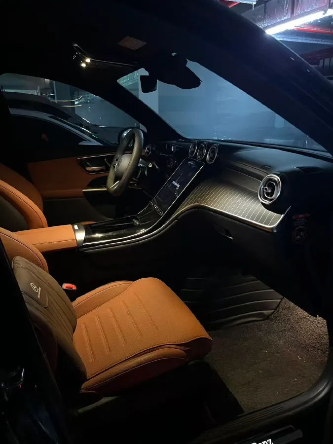 2025 Mercedes-Benz GLC Class 2.0T 258HP L4 9AT,autocango,china used car exporter,china ev exporter,chinese used car exporter,chinese used ev exporter