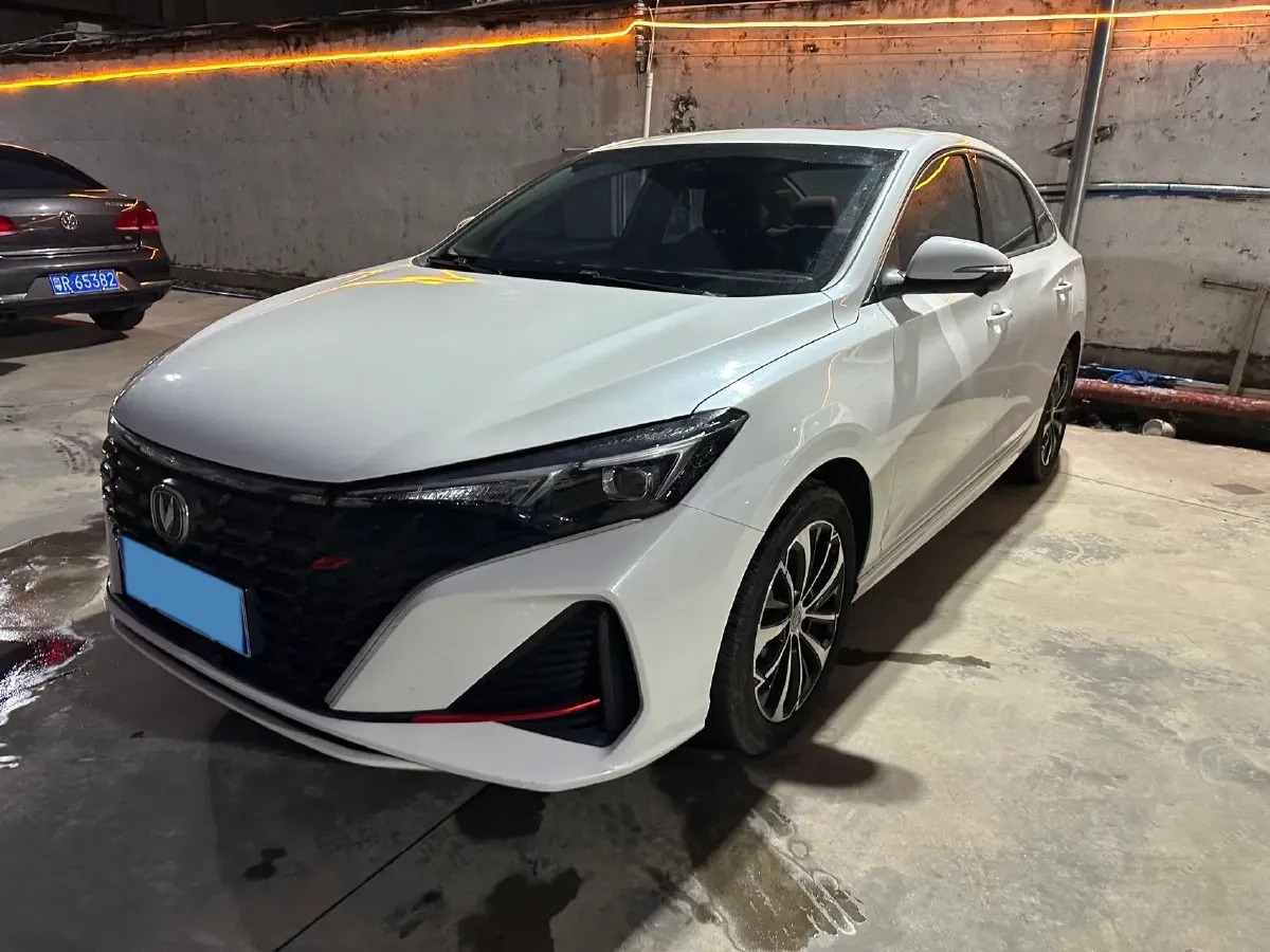 2022 ChangAn Eado 1.4T 160HP L4 7DCT,autocango,china used car exporter,china ev exporter,chinese used car exporter,chinese used ev exporter