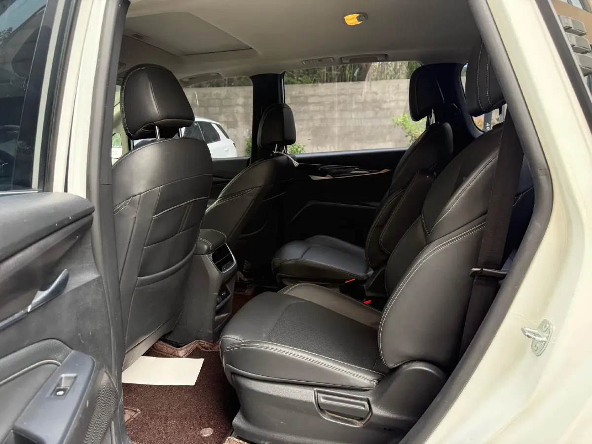 2021 MAXUS G50 1.5T 169HP L4 7DCT,autocango,china used car exporter,china ev exporter,chinese used car exporter,chinese used ev exporter