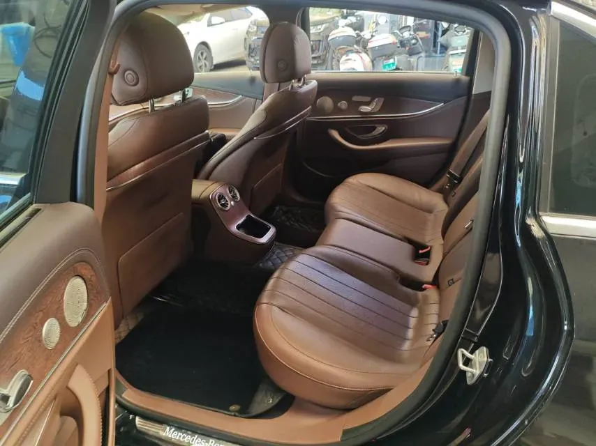 2021 Mercedes-Benz E Class 2.0T 258HP L4 9AT,autocango,china used car exporter,china ev exporter,chinese used car exporter,chinese used ev exporter