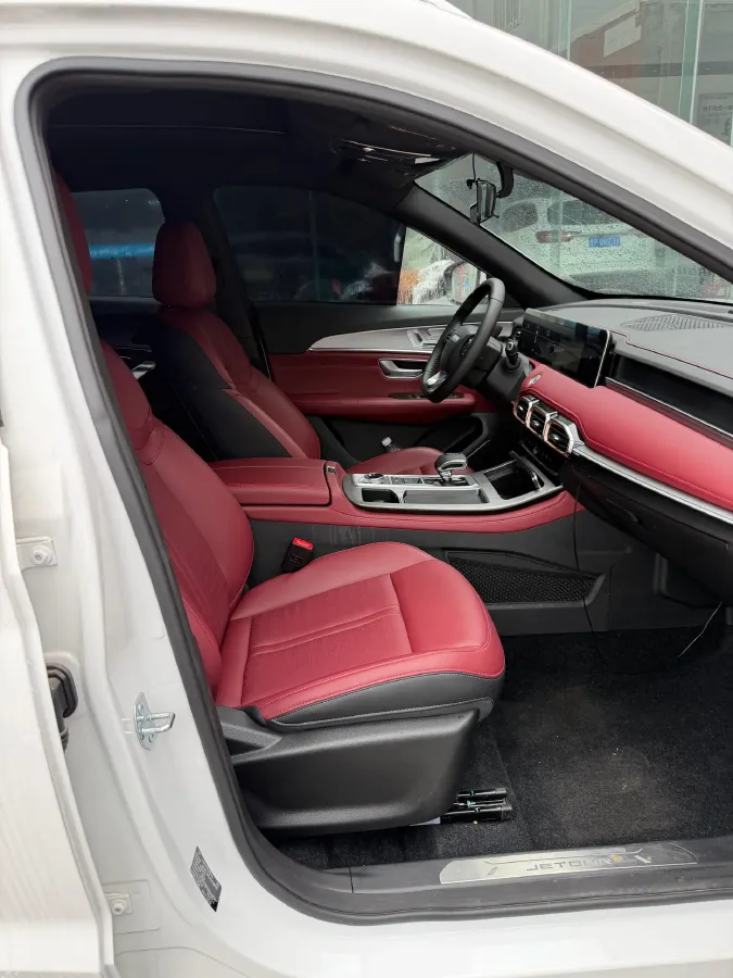 2025 Jetour X70 Plus 1.5T 156HP L4 6DCT,autocango,china used car exporter,china ev exporter,chinese used car exporter,chinese used ev exporter