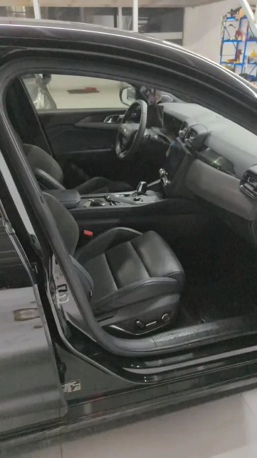 2021 LYNK&CO 03 2.0T 190HP L4 6AT,autocango,china used car exporter,china ev exporter,chinese used car exporter,chinese used ev exporter