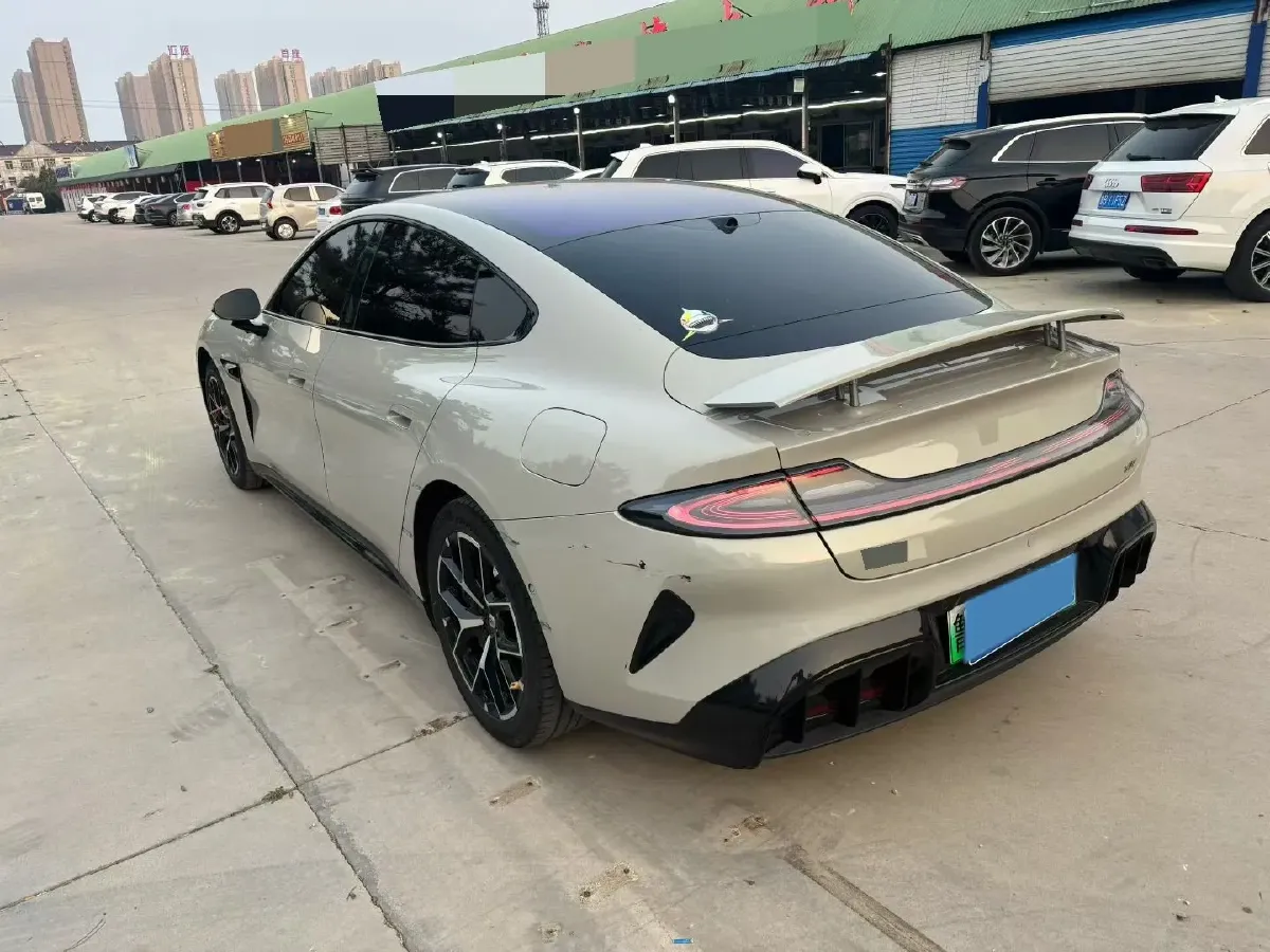 2024 MI SU7 BEV 73.6KWH,autocango,china used car exporter,china ev exporter,chinese used car exporter,chinese used ev exporter
