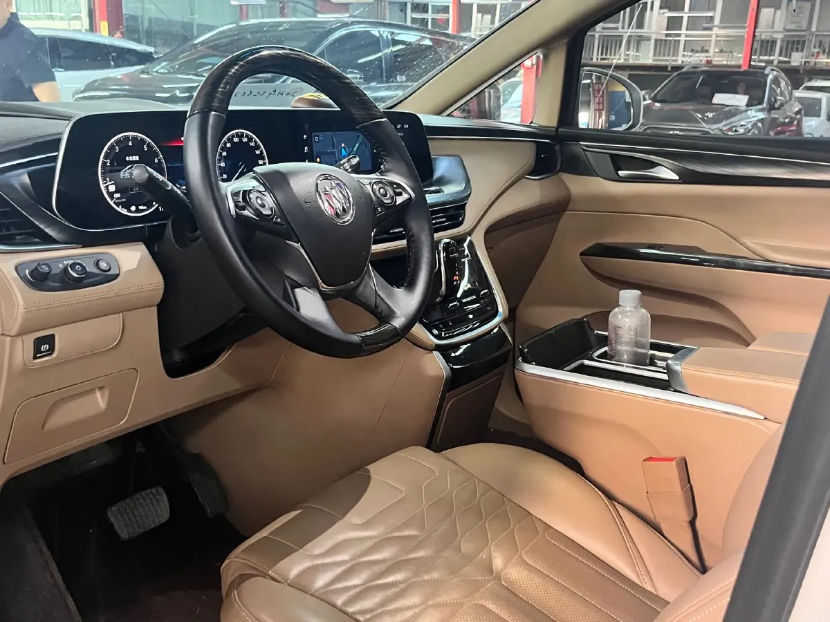 2020 Buick GL8 2.0T 237HP L4 9AT,autocango,china used car exporter,china ev exporter,chinese used car exporter,chinese used ev exporter