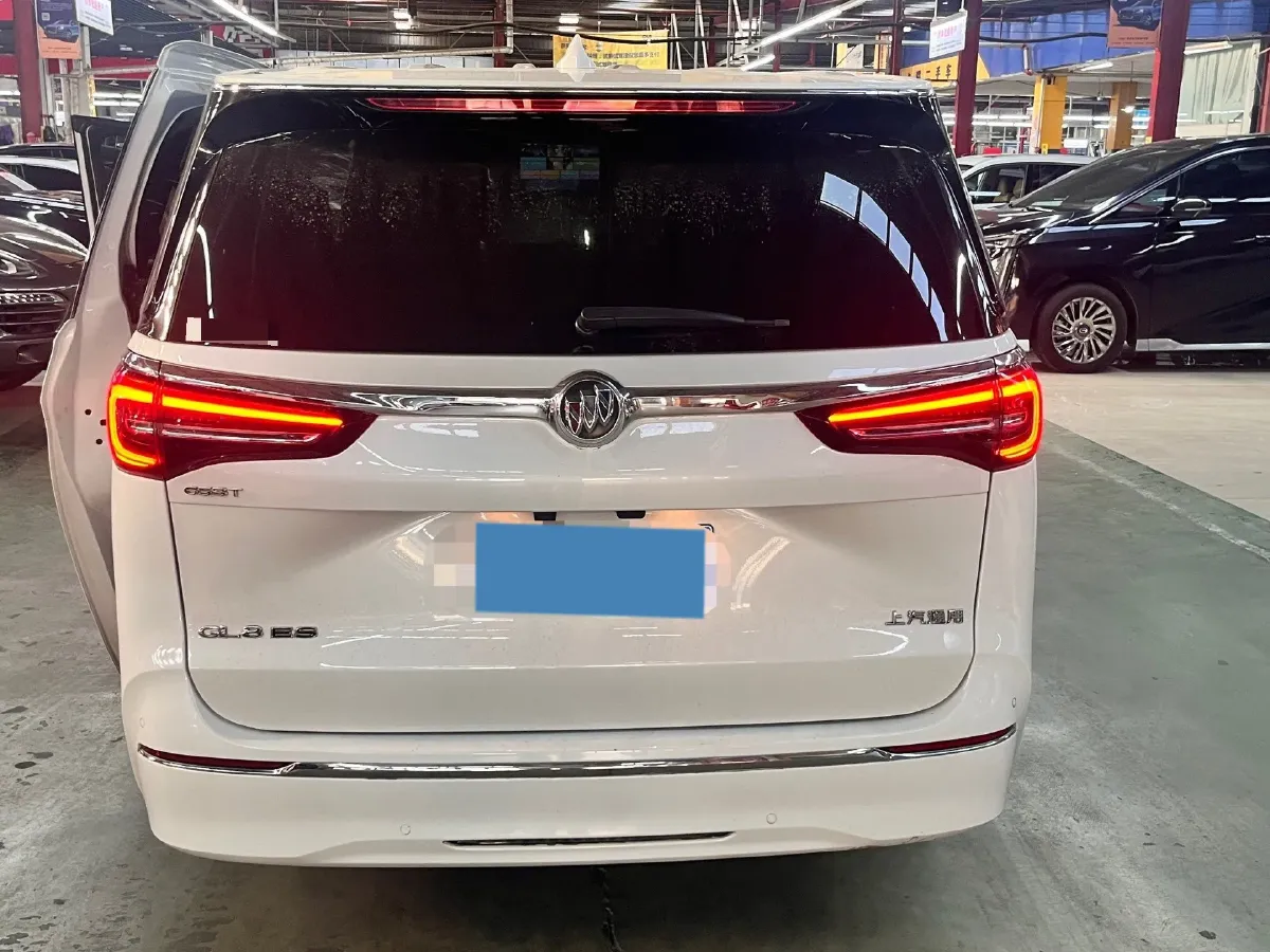 2020 Buick GL8 2.0T 237HP L4 9AT,autocango,china used car exporter,china ev exporter,chinese used car exporter,chinese used ev exporter