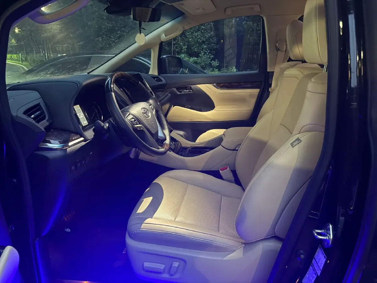 2021 Toyota Alphard 2.5L 117HP L4 E-CVT Hybrid,autocango,china used car exporter,china ev exporter,chinese used car exporter,chinese used ev exporter