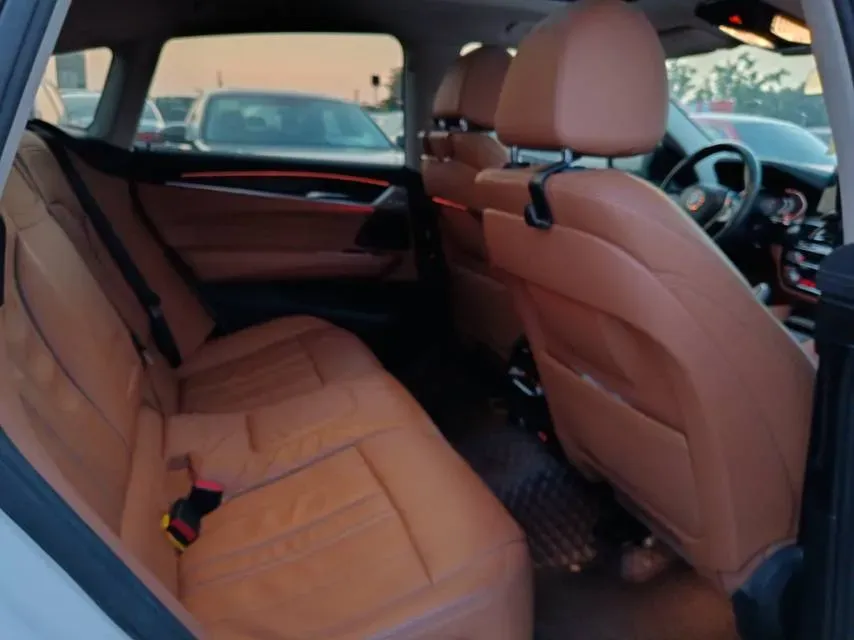 2021 BMW 6 Series GT 2.0T 258HP L4 8AT,autocango,china used car exporter,china ev exporter,chinese used car exporter,chinese used ev exporter