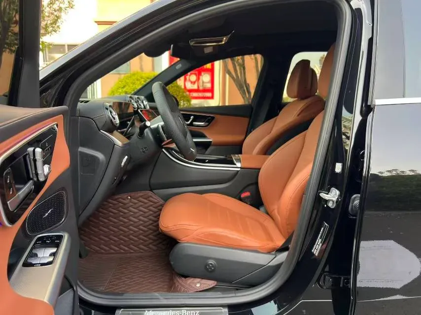 2023 Mercedes-Benz GLC Class 2.0T 258HP L4 9AT,autocango,china used car exporter,china ev exporter,chinese used car exporter,chinese used ev exporter