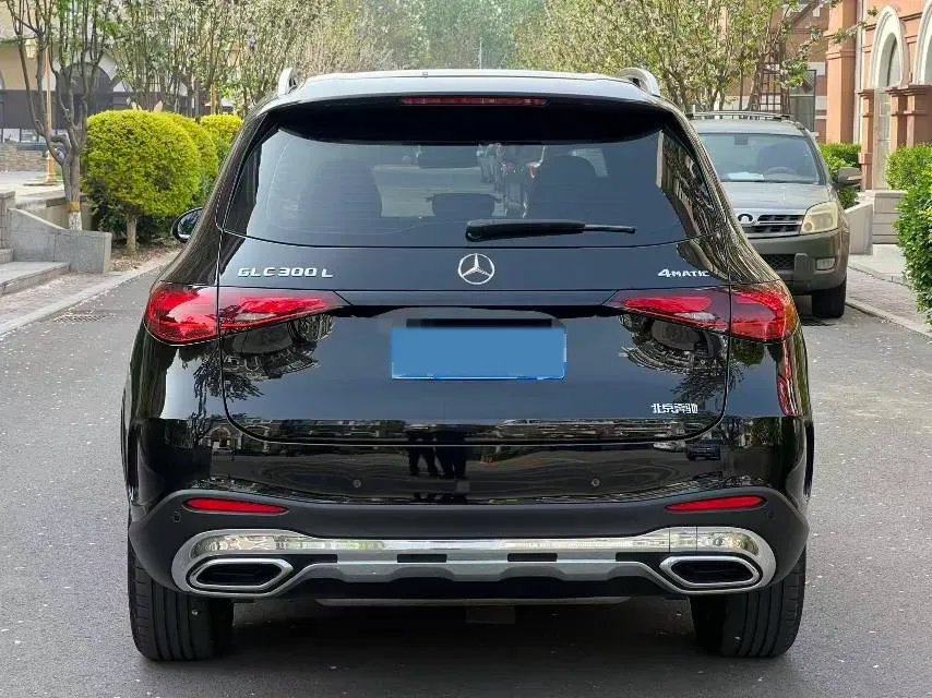 2023 Mercedes-Benz GLC Class 2.0T 258HP L4 9AT,autocango,china used car exporter,china ev exporter,chinese used car exporter,chinese used ev exporter