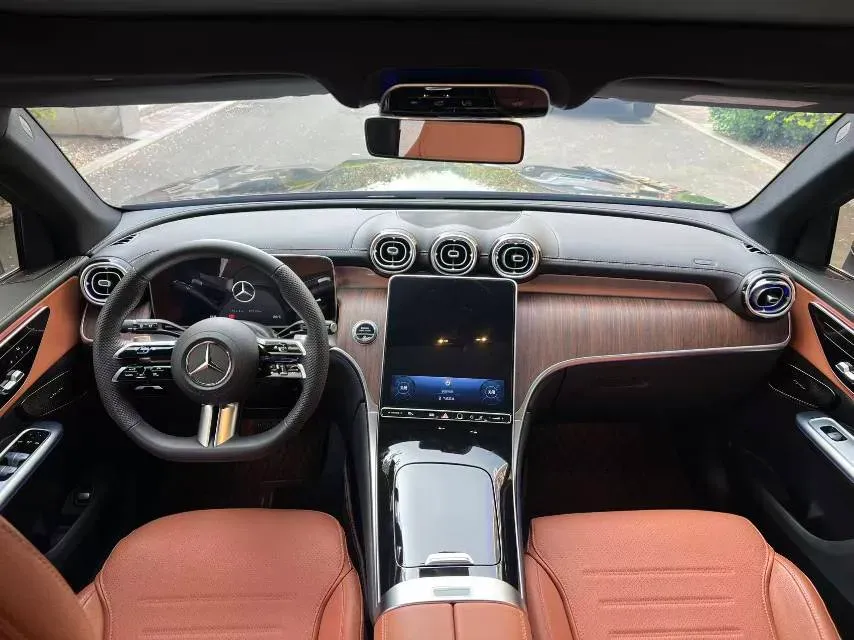 2023 Mercedes-Benz GLC Class 2.0T 258HP L4 9AT,autocango,china used car exporter,china ev exporter,chinese used car exporter,chinese used ev exporter
