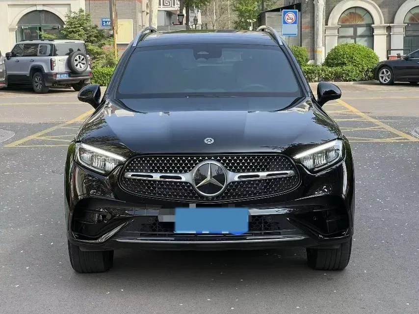 2023 Mercedes-Benz GLC Class 2.0T 258HP L4 9AT,autocango,china used car exporter,china ev exporter,chinese used car exporter,chinese used ev exporter