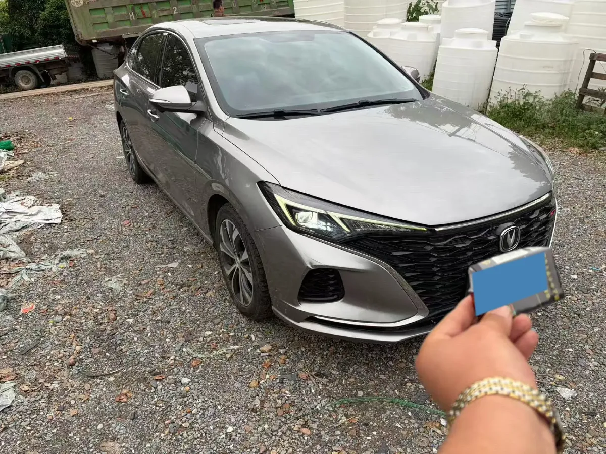 2021 ChangAn Eado 1.4T 160HP L4 7DCT,autocango,china used car exporter,china ev exporter,chinese used car exporter,chinese used ev exporter