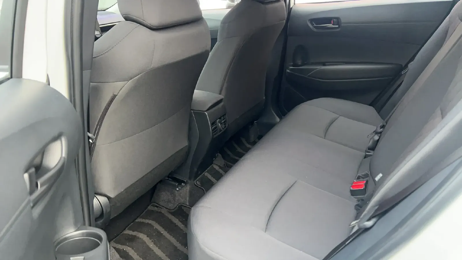 2024 Toyota Corolla Cross 2.0L 152HP L4 E-CVT Hybrid,autocango,china used car exporter,china ev exporter,chinese used car exporter,chinese used ev exporter