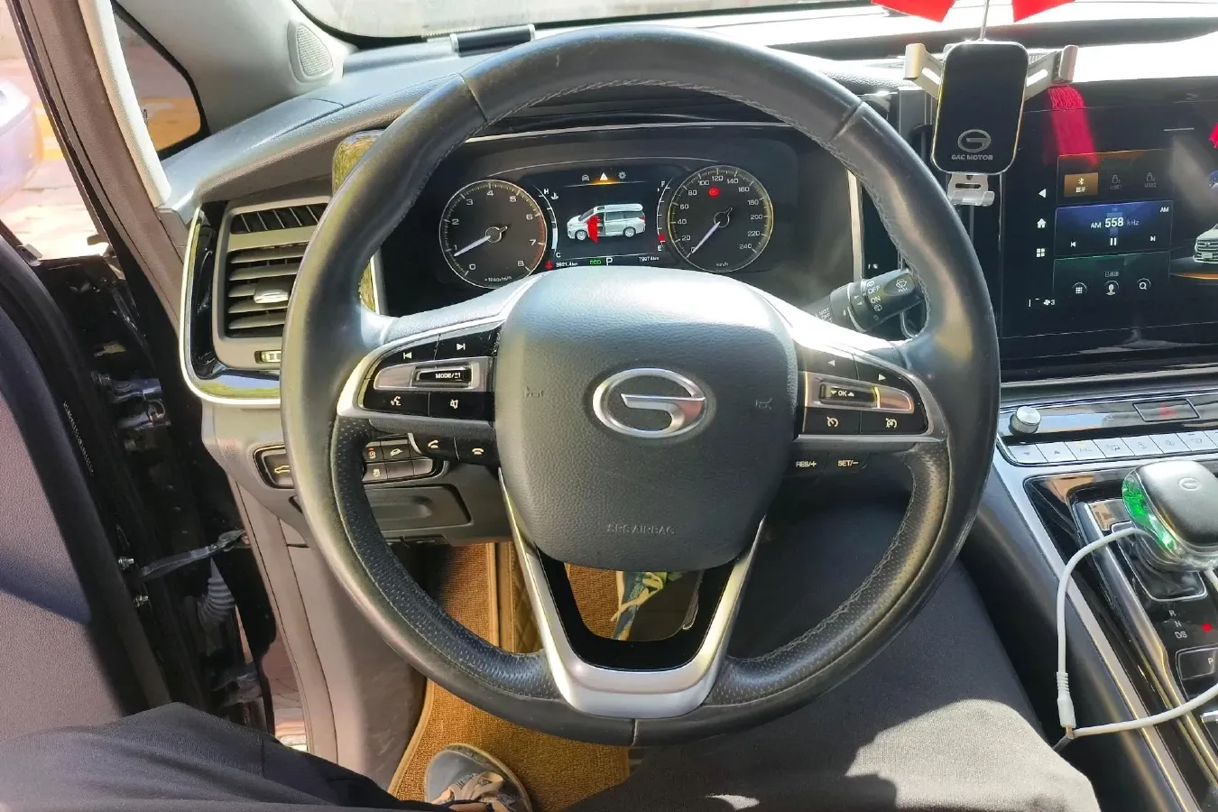 2021 GAC Trumpchi M8 2.0T 252HP L4 8AT,autocango,china used car exporter,china ev exporter,chinese used car exporter,chinese used ev exporter