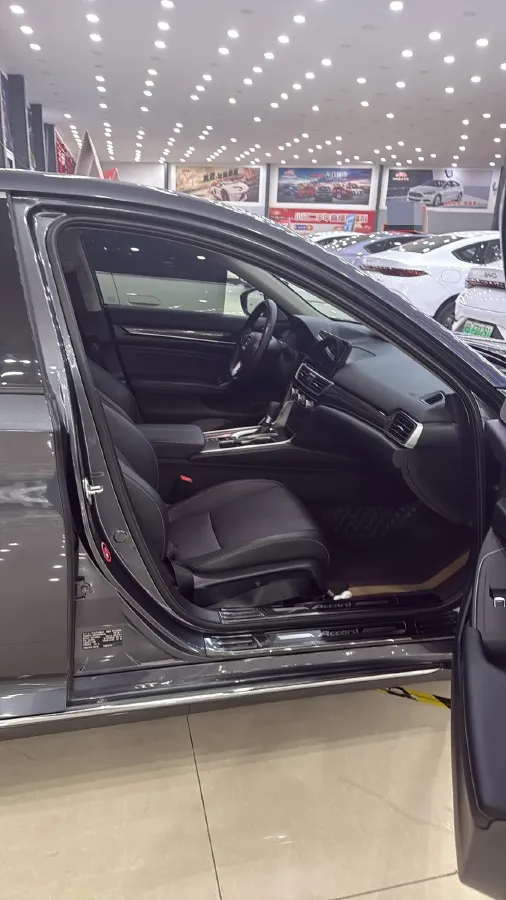 2022 Honda Accord 1.5T 194HP L4 CVT,autocango,china used car exporter,china ev exporter,chinese used car exporter,chinese used ev exporter
