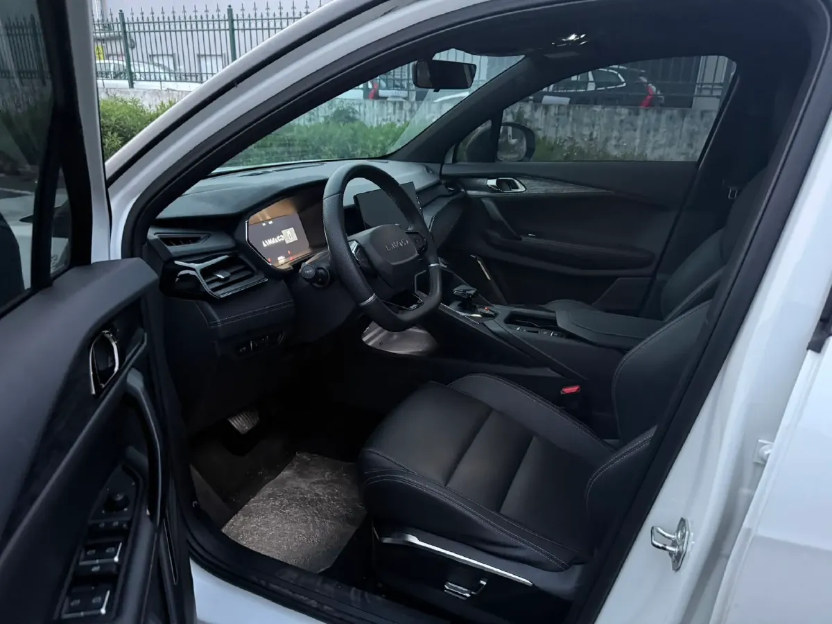 2020 LYNK&CO 06 1.5T 177HP L3 7DCT,autocango,china used car exporter,china ev exporter,chinese used car exporter,chinese used ev exporter