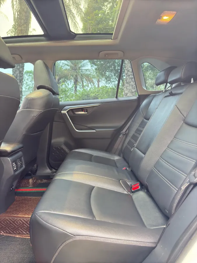 2021 Toyota RAV4 2.0L 171HP L4 CVT,autocango,china used car exporter,china ev exporter,chinese used car exporter,chinese used ev exporter