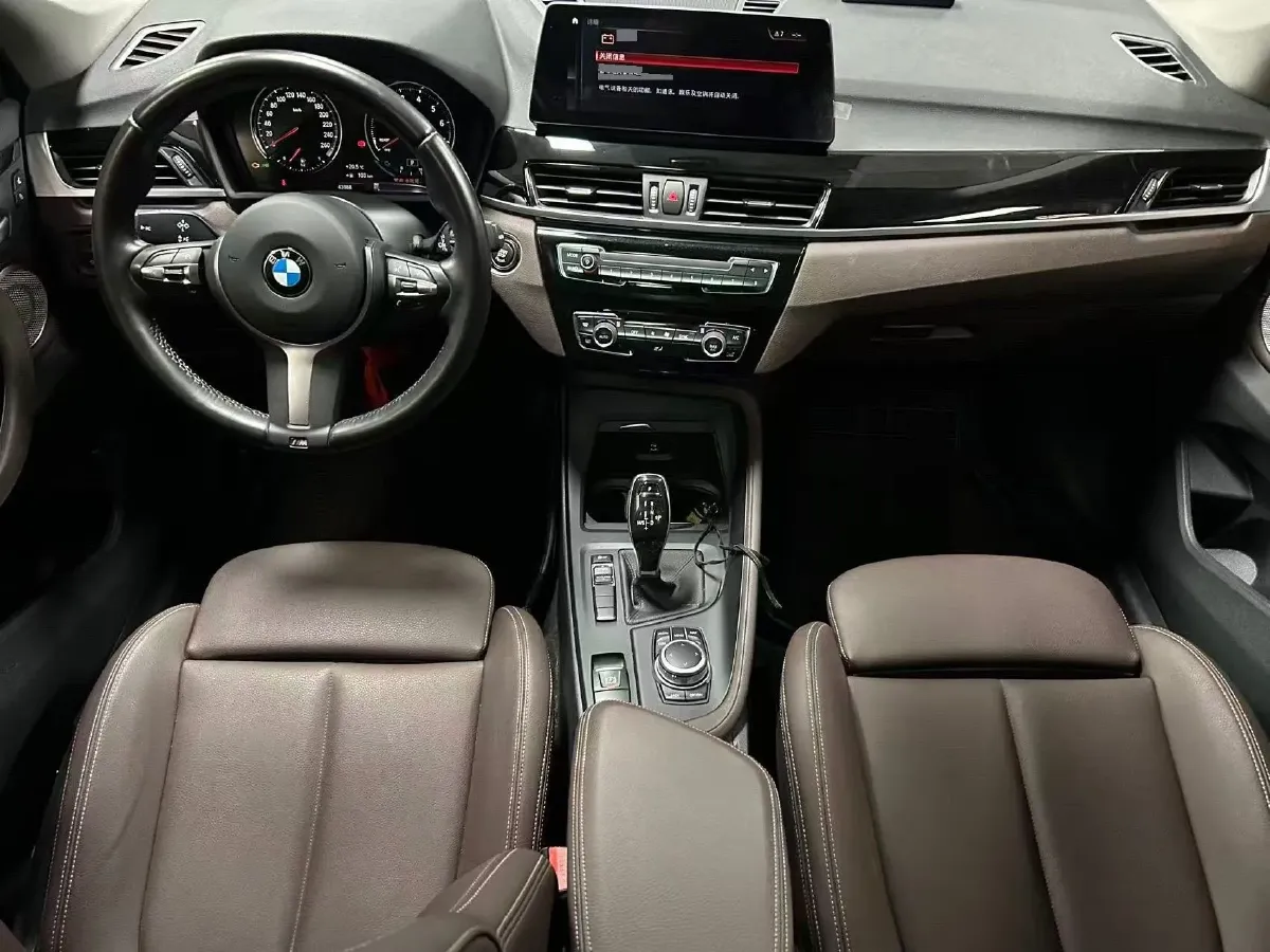 2021 BMW X1 2.0T 192HP L4 7DCT,autocango,china used car exporter,china ev exporter,chinese used car exporter,chinese used ev exporter