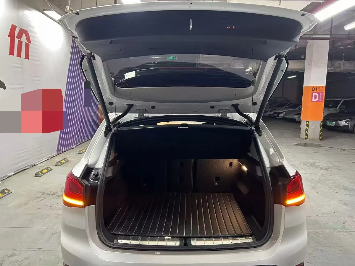 2021 BMW X1 2.0T 192HP L4 7DCT,autocango,china used car exporter,china ev exporter,chinese used car exporter,chinese used ev exporter