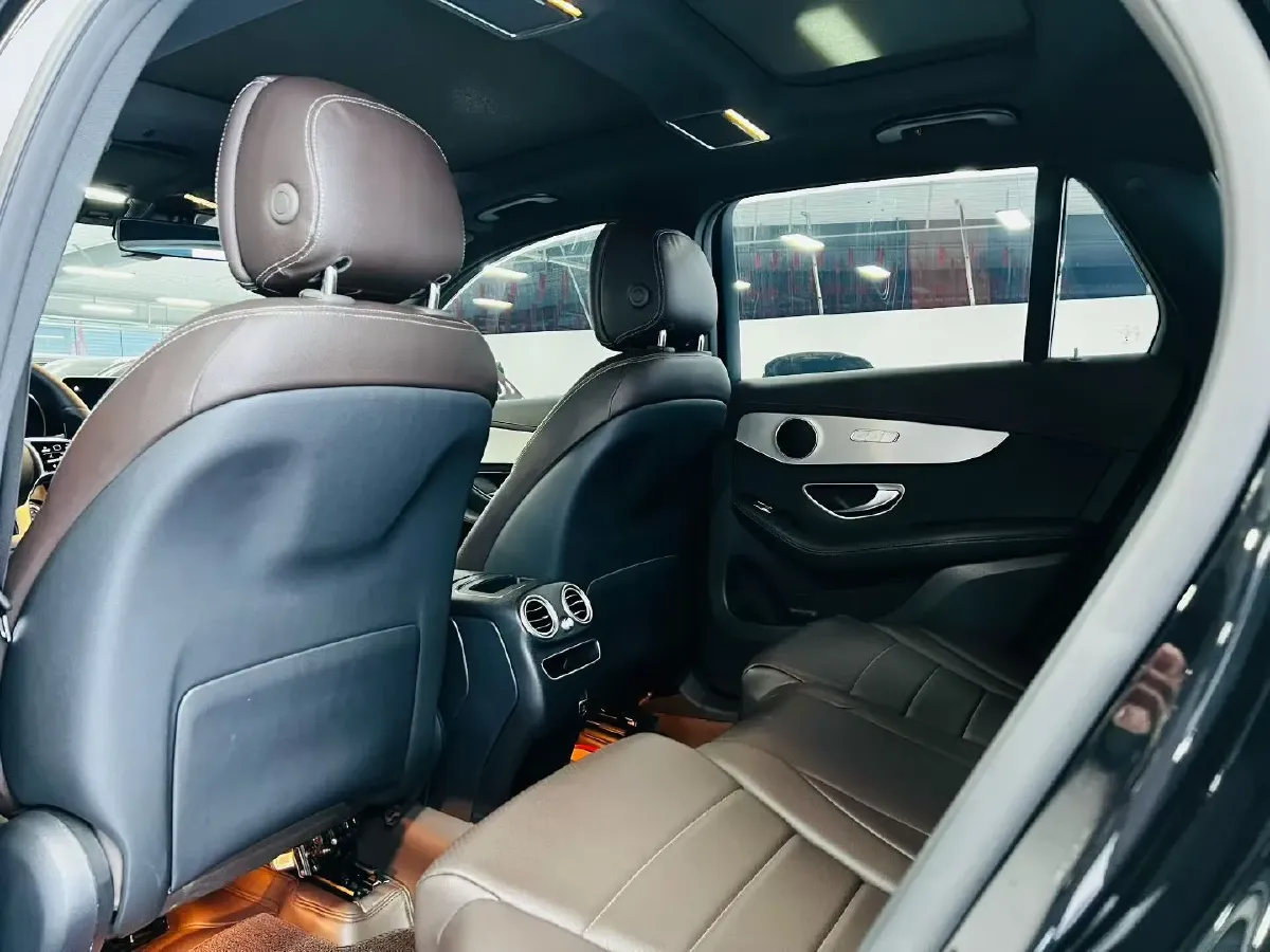 2022 Mercedes-Benz GLC Class 2.0T 197HP L4 9AT,autocango,china used car exporter,china ev exporter,chinese used car exporter,chinese used ev exporter