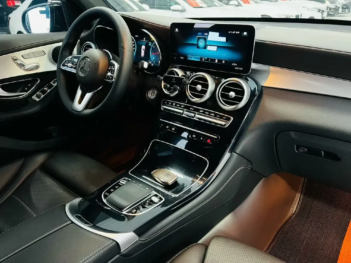 2022 Mercedes-Benz GLC Class 2.0T 197HP L4 9AT,autocango,china used car exporter,china ev exporter,chinese used car exporter,chinese used ev exporter