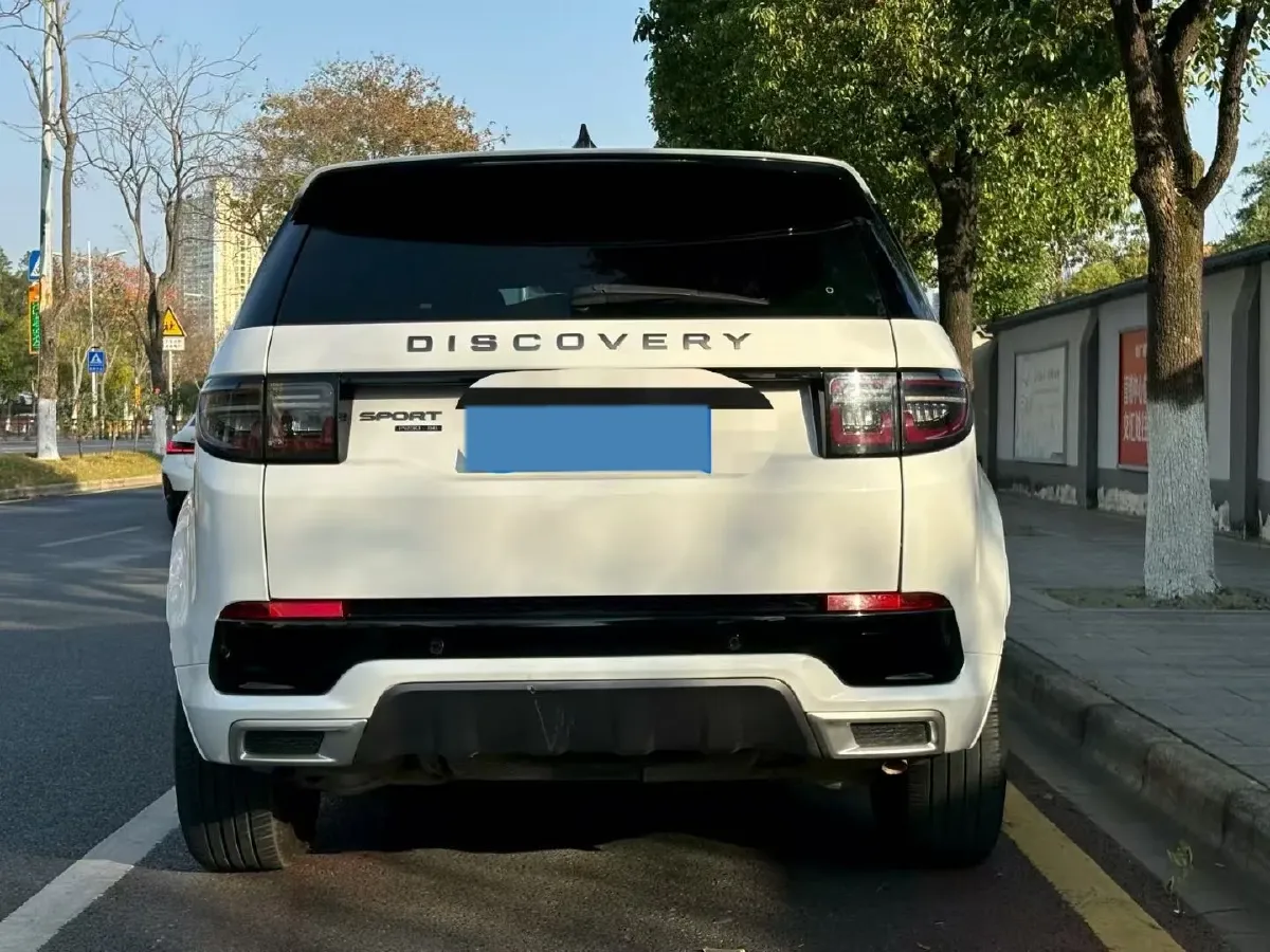 2020 Land Rover Discovery Sport 2.0T 249HP L4 9AT,autocango,china used car exporter,china ev exporter,chinese used car exporter,chinese used ev exporter