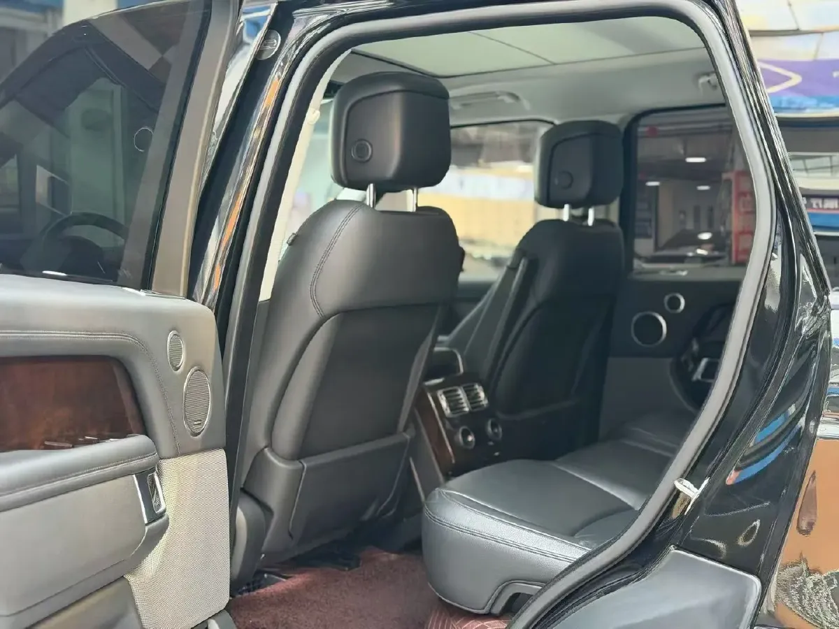 2020 Land Rover Range Rover 3.0T 360HP L6 8AT,autocango,china used car exporter,china ev exporter,chinese used car exporter,chinese used ev exporter