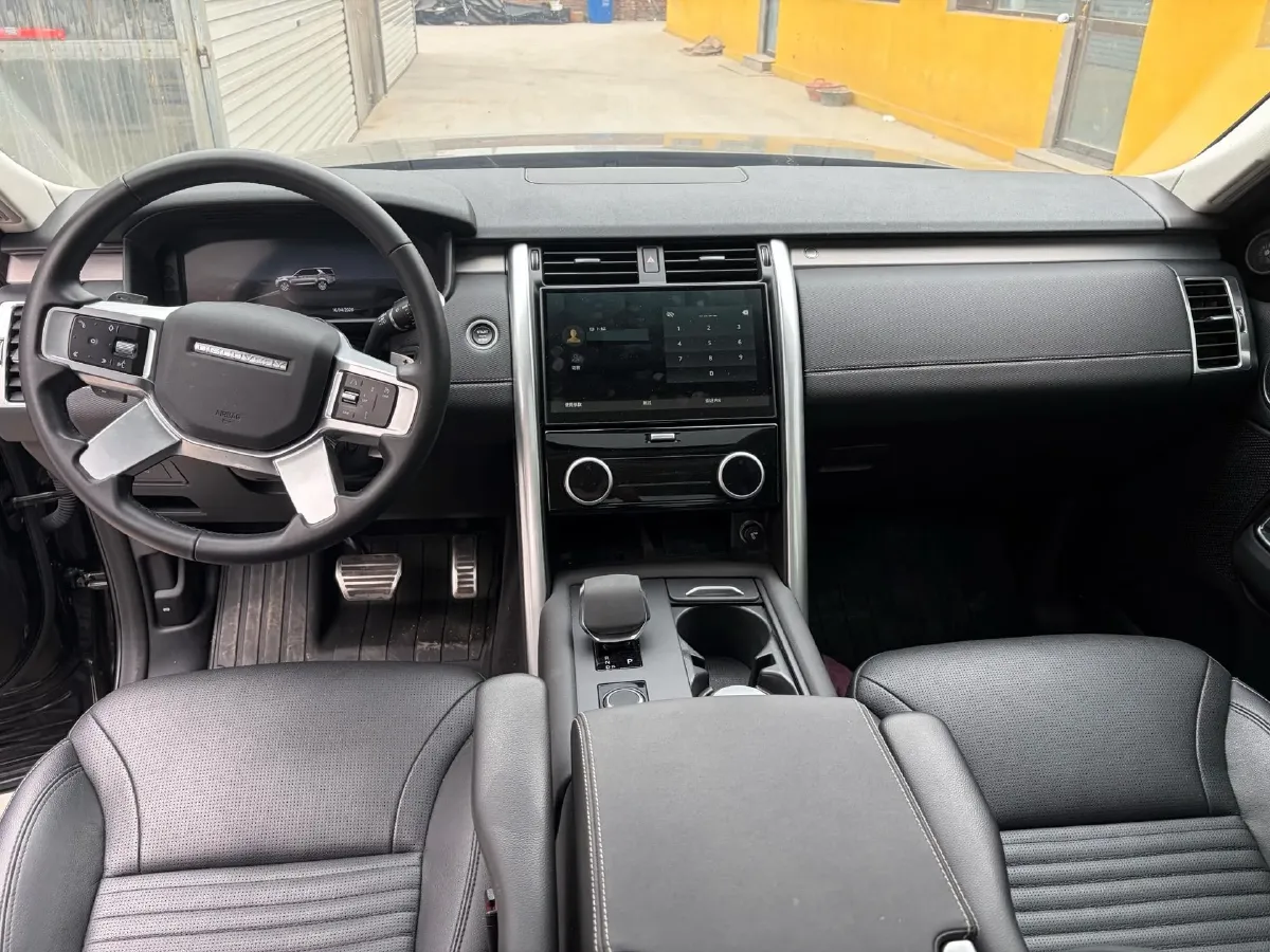 2024 Land Rover Discovery 3.0T 360HP L6 8AT,autocango,china used car exporter,china ev exporter,chinese used car exporter,chinese used ev exporter