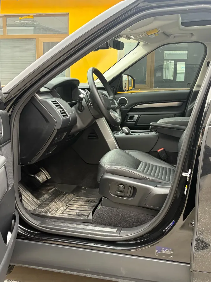 2024 Land Rover Discovery 3.0T 360HP L6 8AT,autocango,china used car exporter,china ev exporter,chinese used car exporter,chinese used ev exporter