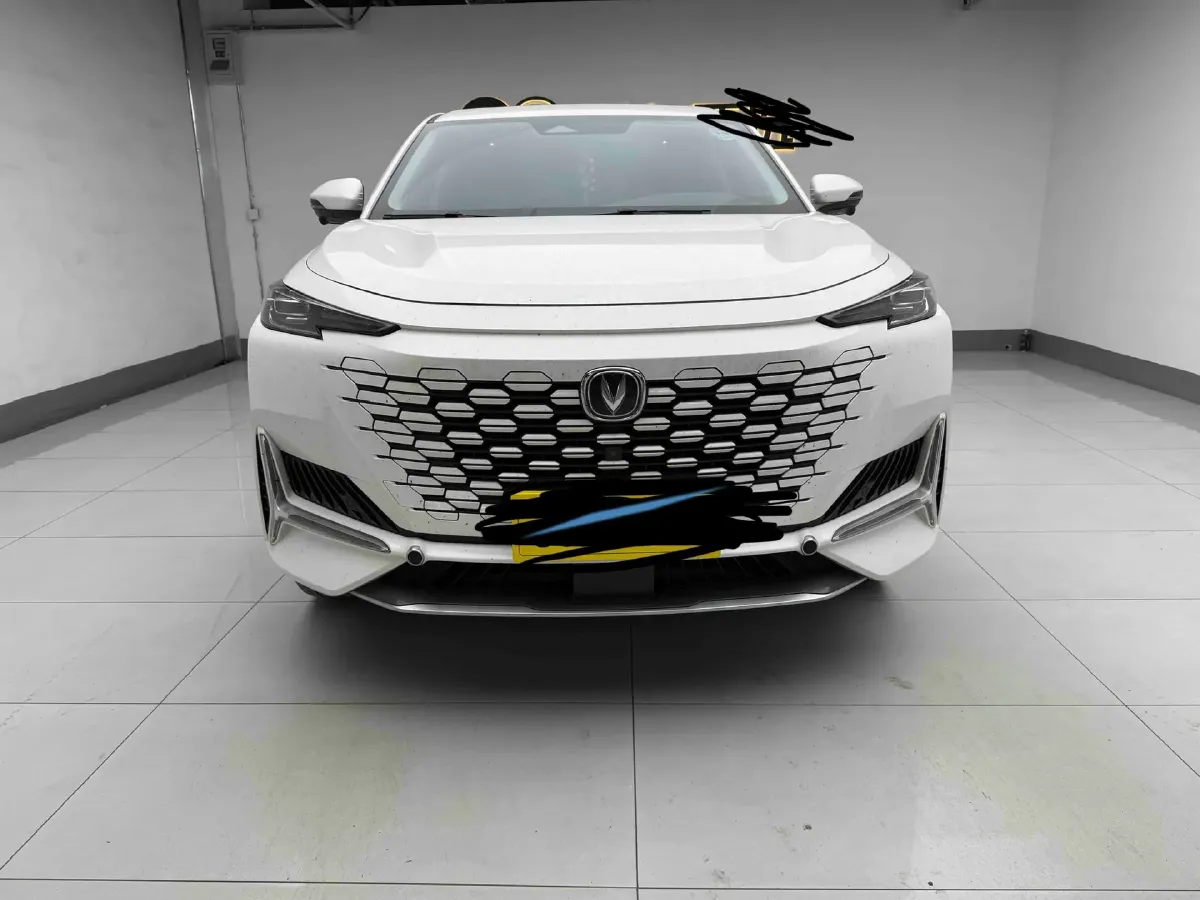 2021 ChangAn UNI-K 2.0T 233HP L4 8AT,autocango,china used car exporter,china ev exporter,chinese used car exporter,chinese used ev exporter
