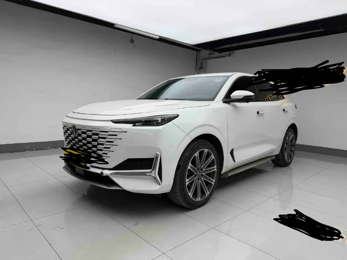 2021 ChangAn UNI-K 2.0T 233HP L4 8AT,autocango,china used car exporter,china ev exporter,chinese used car exporter,chinese used ev exporter