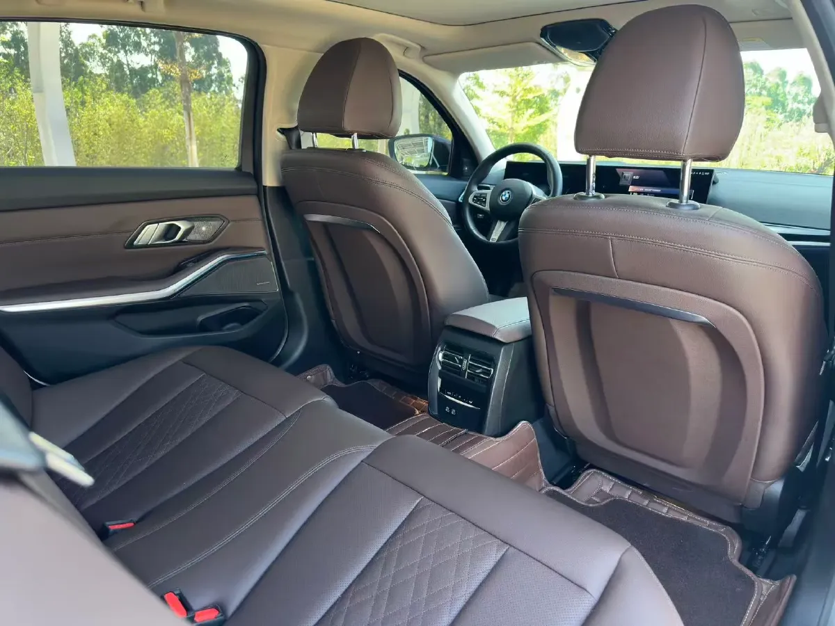 2023 BMW i3 BEV 79.05KWH,autocango,china used car exporter,china ev exporter,chinese used car exporter,chinese used ev exporter