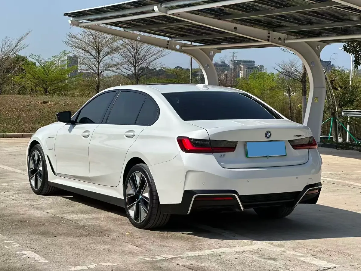 2023 BMW i3 BEV 79.05KWH,autocango,china used car exporter,china ev exporter,chinese used car exporter,chinese used ev exporter