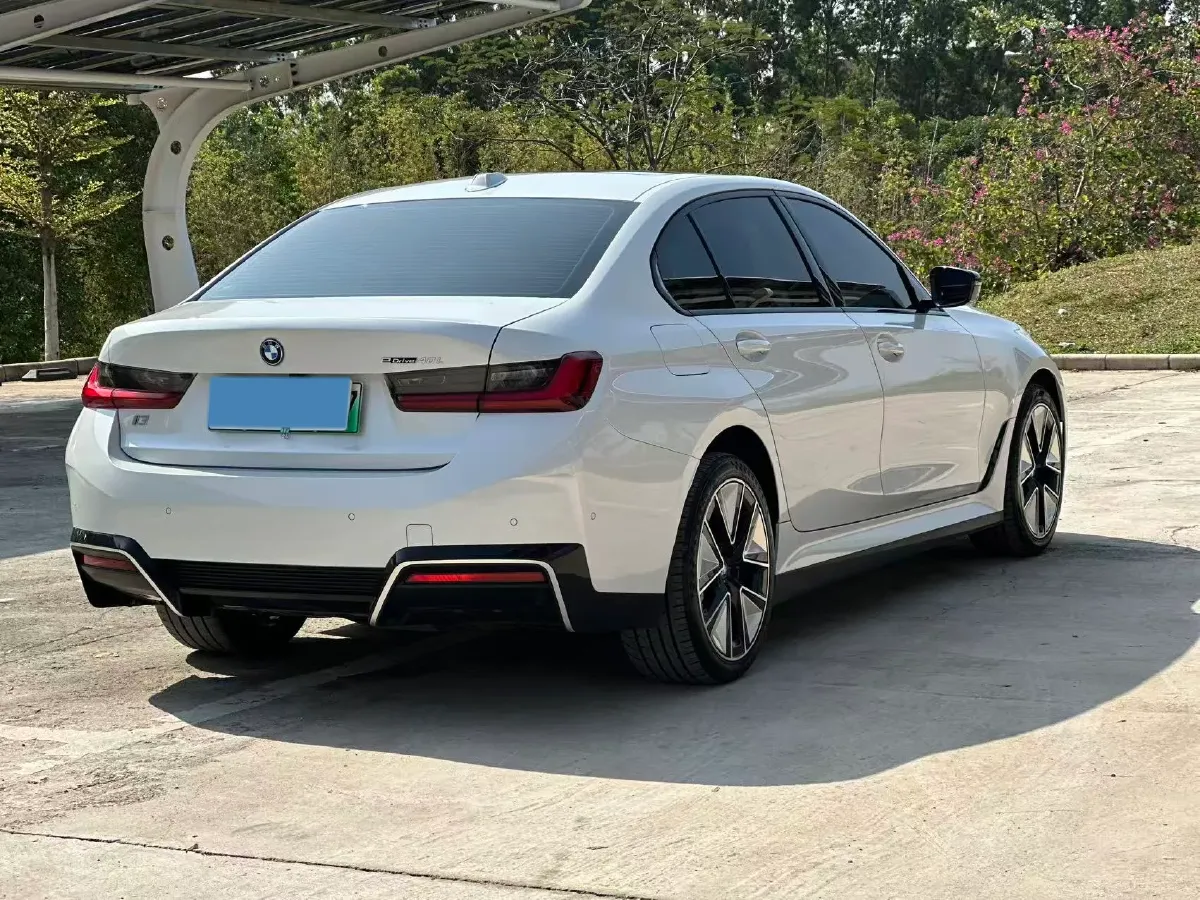 2023 BMW i3 BEV 79.05KWH,autocango,china used car exporter,china ev exporter,chinese used car exporter,chinese used ev exporter