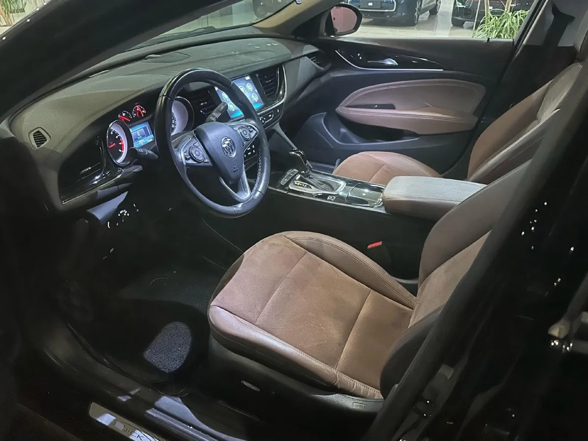 2019 Buick Regal 1.5T 170HP L4 9AT,autocango,china used car exporter,china ev exporter,chinese used car exporter,chinese used ev exporter