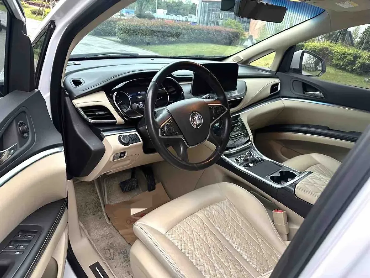 2023 Buick GL8 2.0T 237HP L4 9AT,autocango,china used car exporter,china ev exporter,chinese used car exporter,chinese used ev exporter