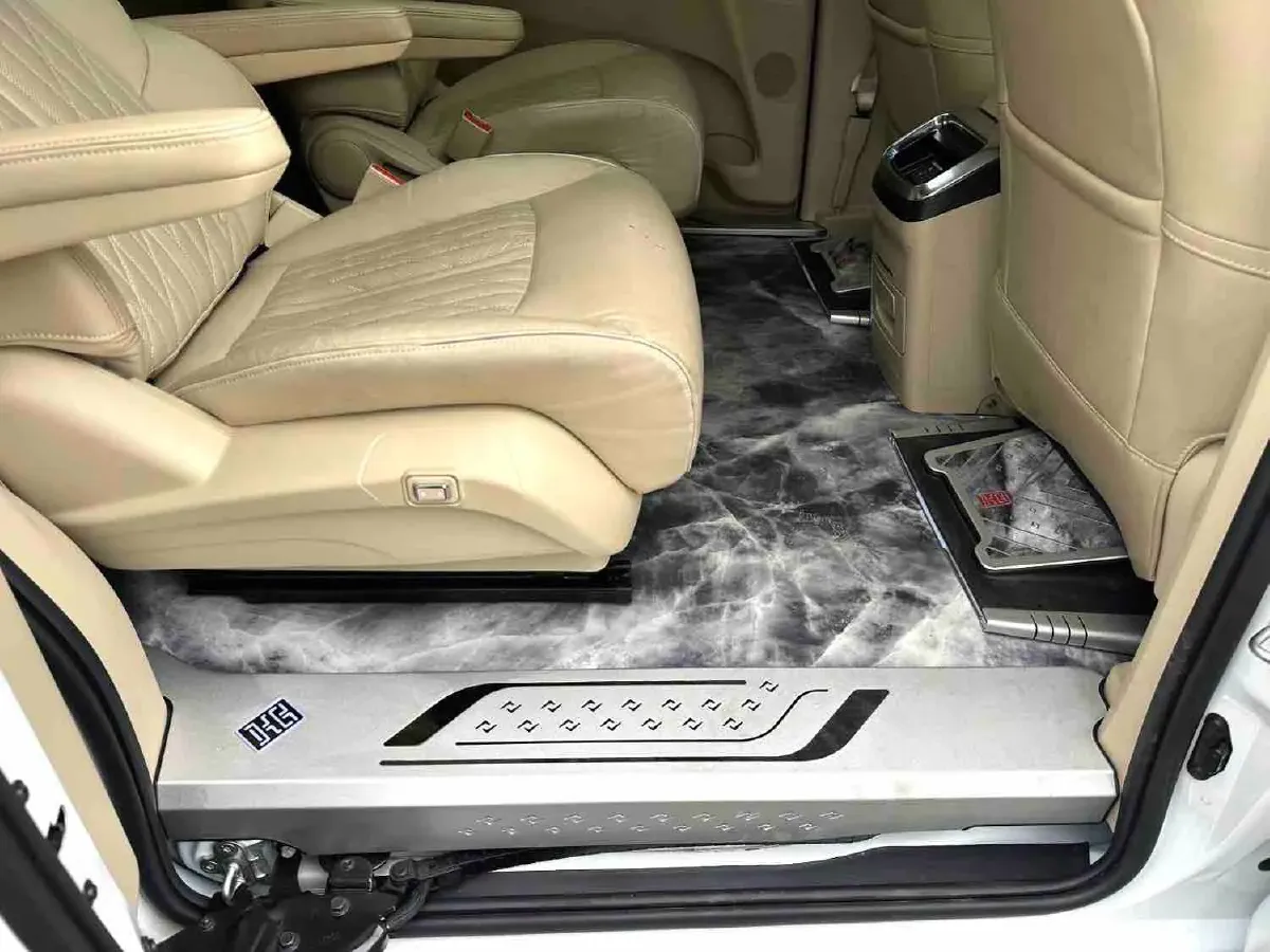 2023 Buick GL8 2.0T 237HP L4 9AT,autocango,china used car exporter,china ev exporter,chinese used car exporter,chinese used ev exporter