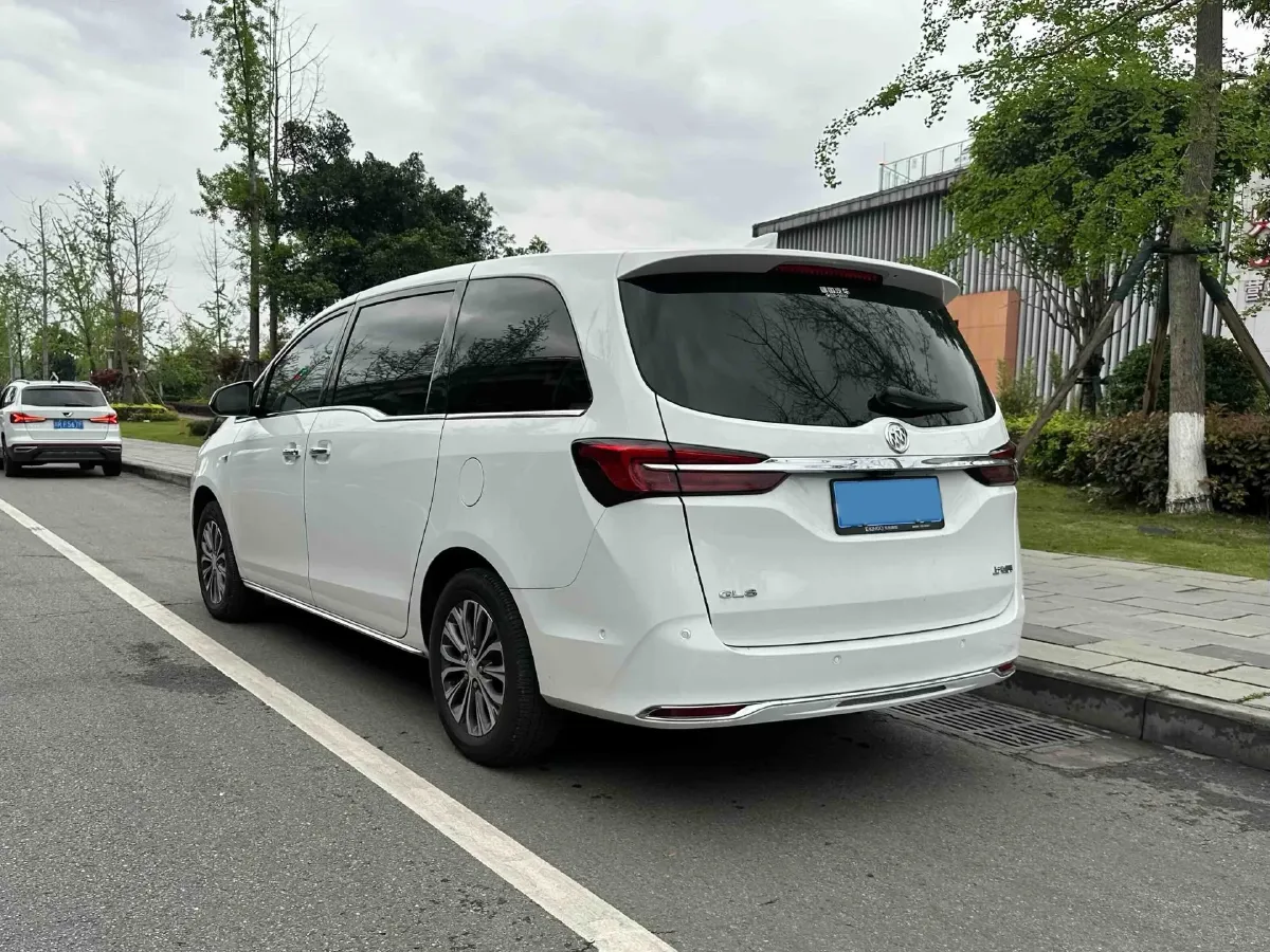 2023 Buick GL8 2.0T 237HP L4 9AT,autocango,china used car exporter,china ev exporter,chinese used car exporter,chinese used ev exporter