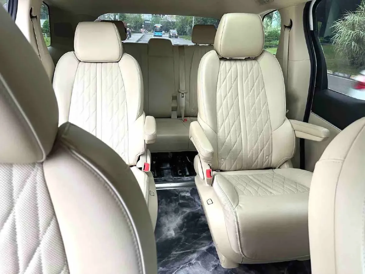 2023 Buick GL8 2.0T 237HP L4 9AT,autocango,china used car exporter,china ev exporter,chinese used car exporter,chinese used ev exporter