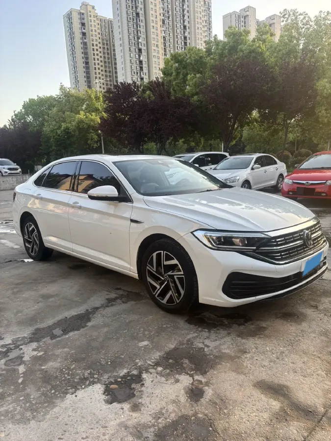 2023 Volkswagen Sagitar 1.5T 160HP L4 7DCT,autocango,china used car exporter,china ev exporter,chinese used car exporter,chinese used ev exporter